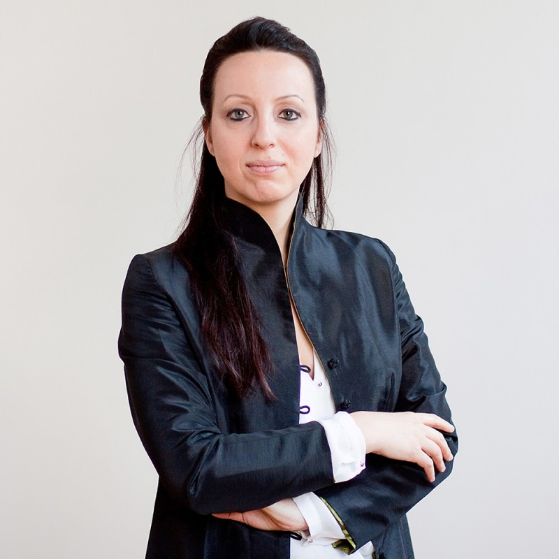 Valentina Peleggi  | Issue  