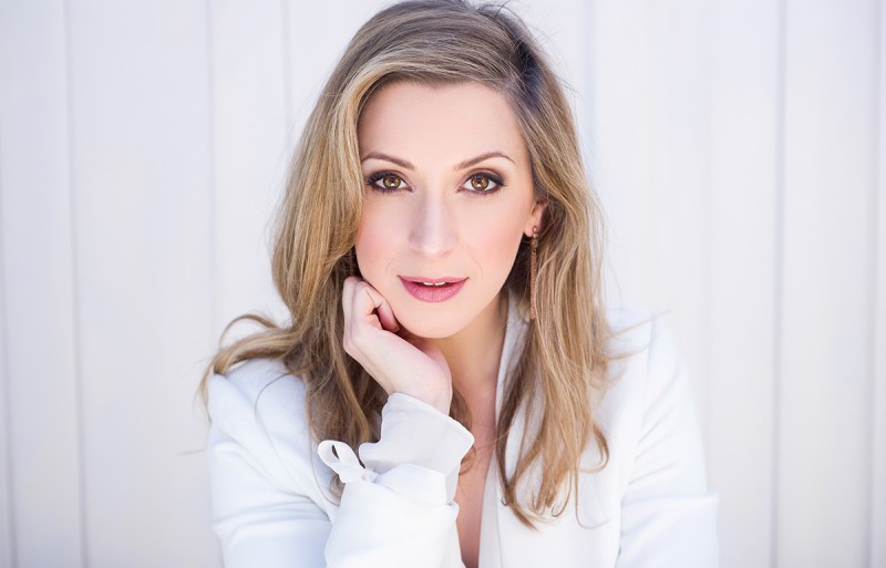 Soprano Emma Pearson | Issue  